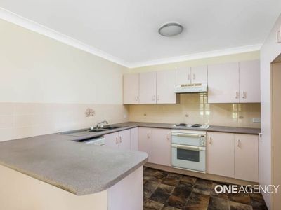 2 / 2 Daintree Drive, Albion Park