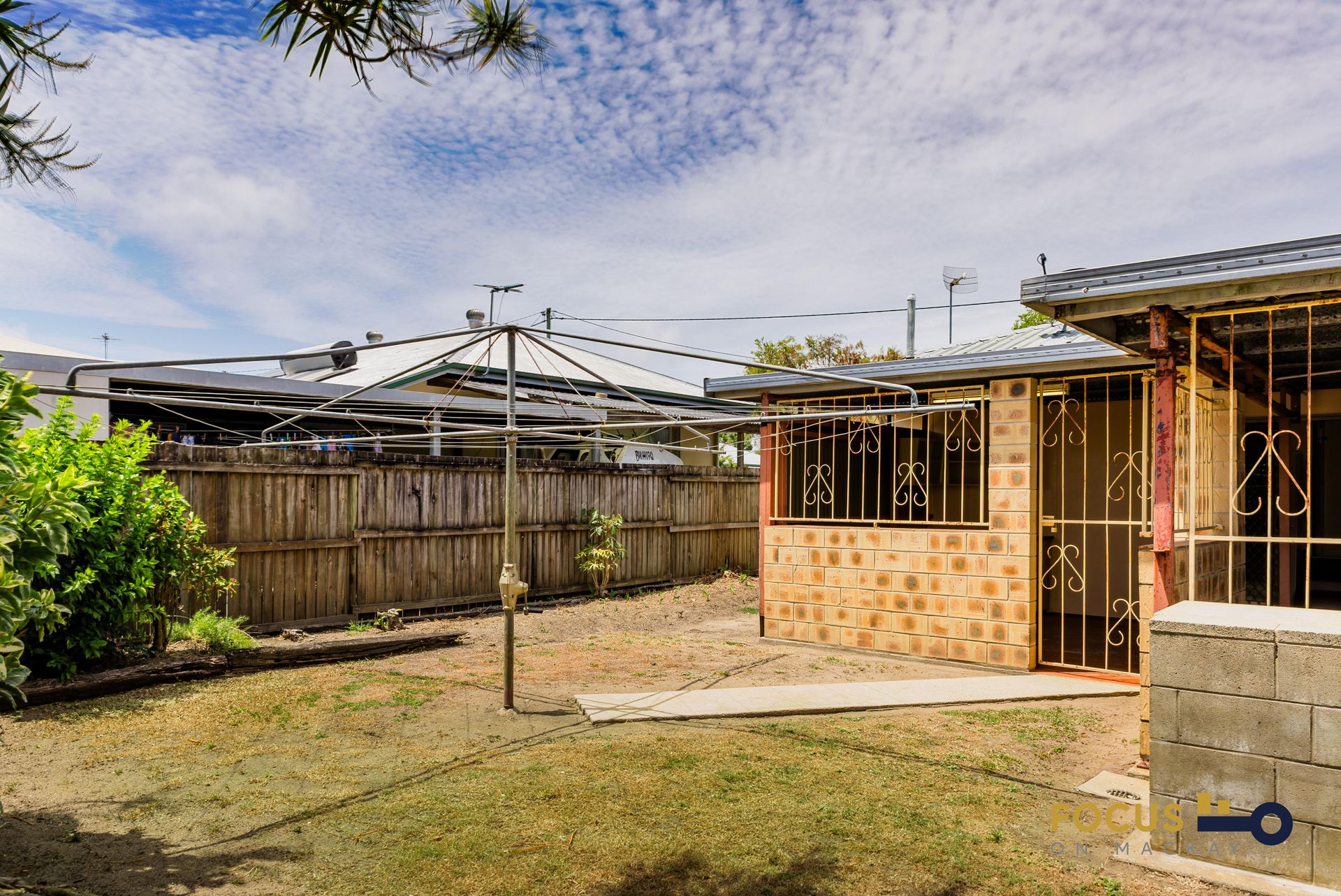 House / 14 Lynch Street, East Mackay