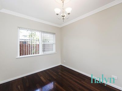 4 / 30-32 Preston Street, Como