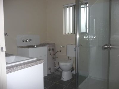 8 / 10 Fermont, Underwood