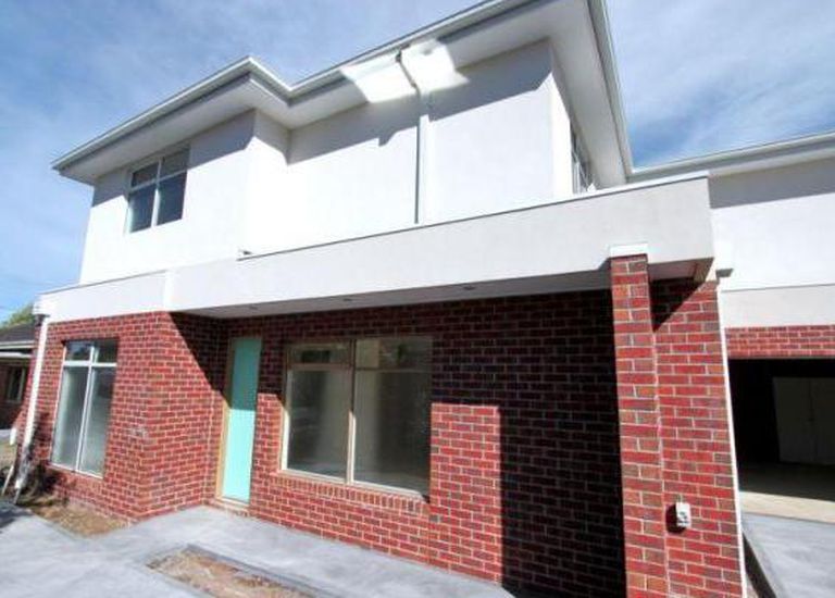 2 / 12 Kirk Street, Ringwood 2 / 12 Kirk Street, Ringwood