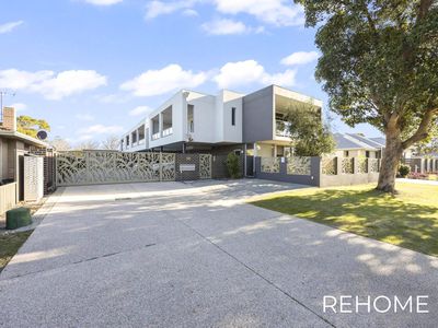 1 / 30 Lovegrove Way, Morley