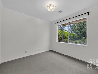 18 Taggerty Crescent, Narre Warren South