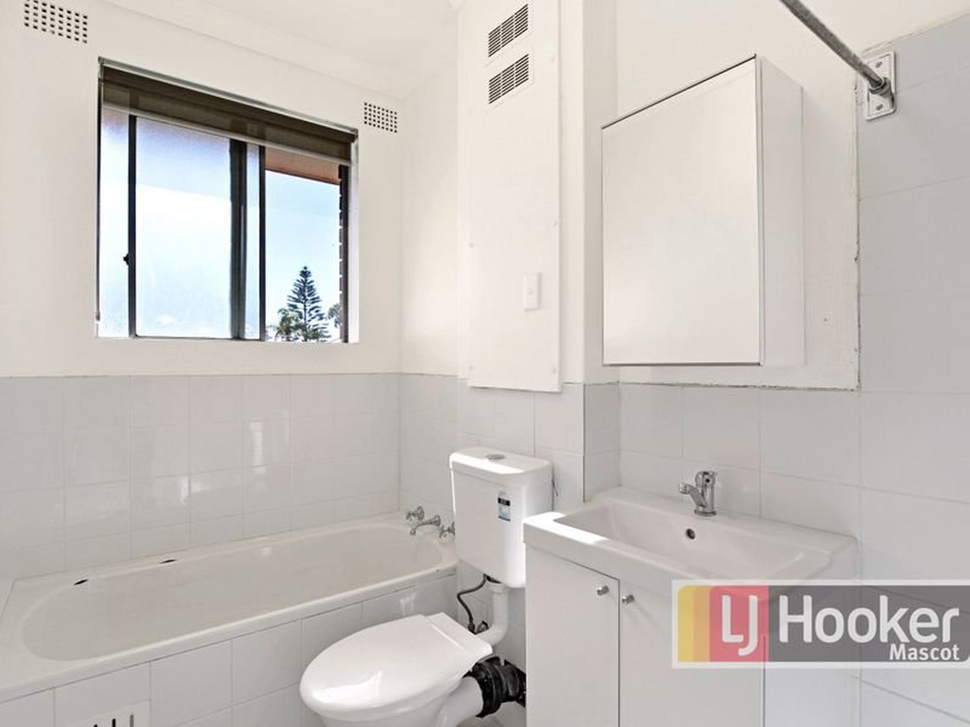 22 / 9 Grace Campbell Crescent, Hillsdale