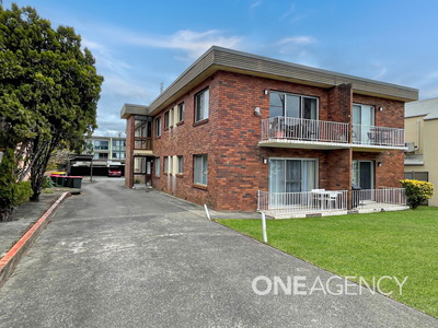 2 / 7 Hawke Street, Huskisson