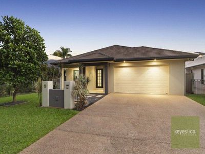 11 Rivergreen Circuit, Douglas