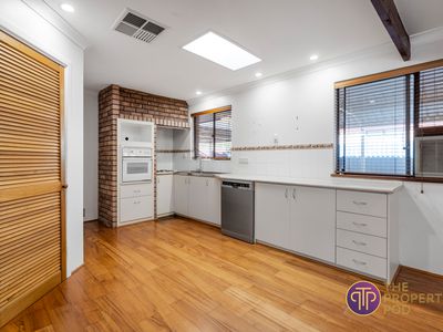 1 Rusthall Way, Huntingdale