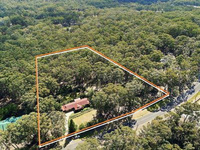 26 McArthur Drive, Falls Creek