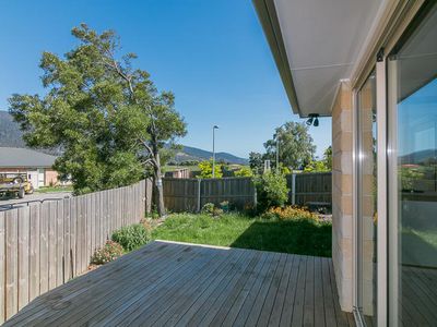 3 / 122A Main Street, Huonville