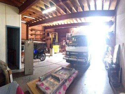 32 the horley drive Road, Villawood