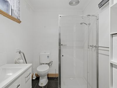 3 / 39 Sorell Street, George Town