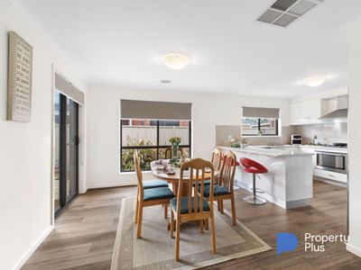 27 Elvey Drive, Kangaroo Flat