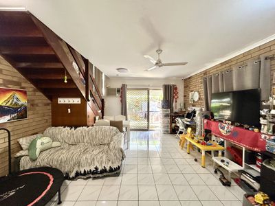 6 / 6 Grantala Street, Manoora