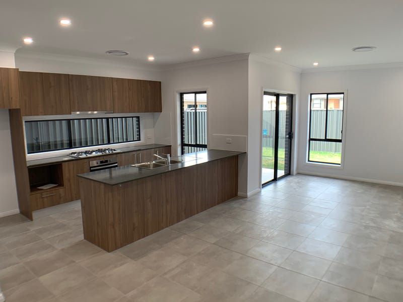 13A Water gum Road, Gregory Hills