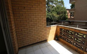 2 / 78-80 Carlton Parade, Carlton