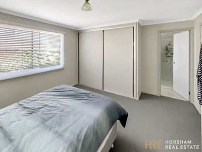 2 / 120 Bennett Road, Horsham