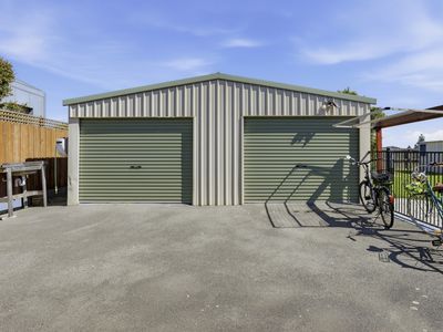 19 Gunn Parade, Low Head