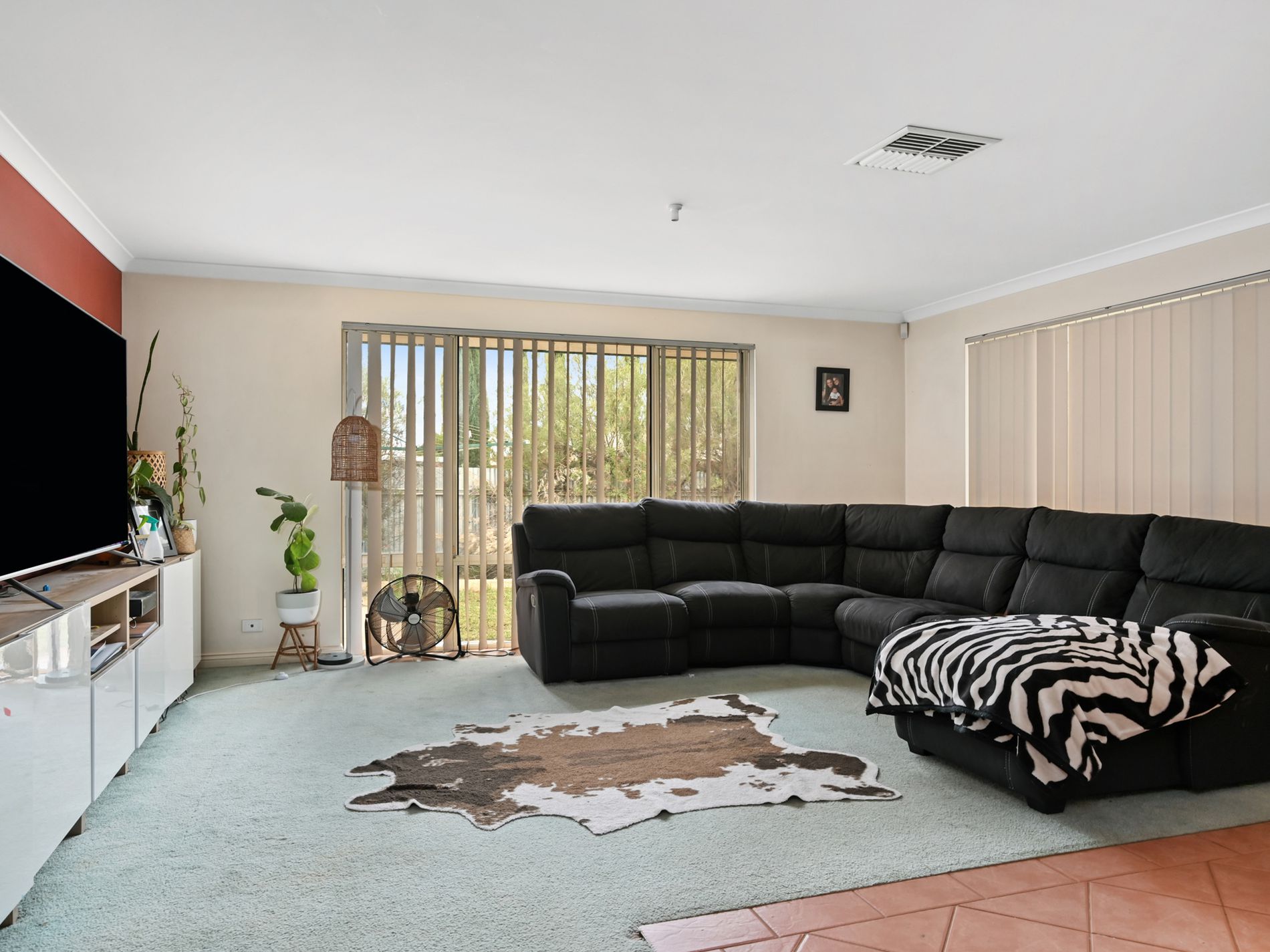 23 Hefron Circle, Somerville