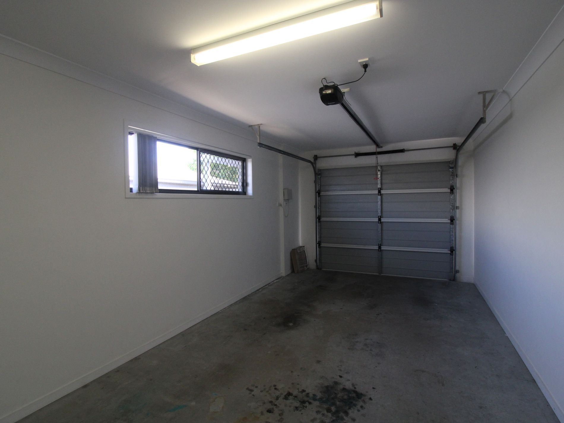 2 / 10 Firestone Avenue, Pimpama