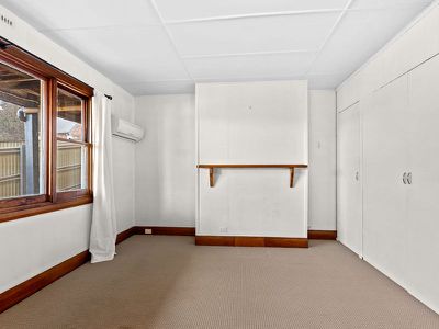 82A Meredith Crescent, South Launceston