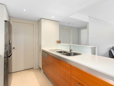 902 / 2 Oldfield Street, Burswood