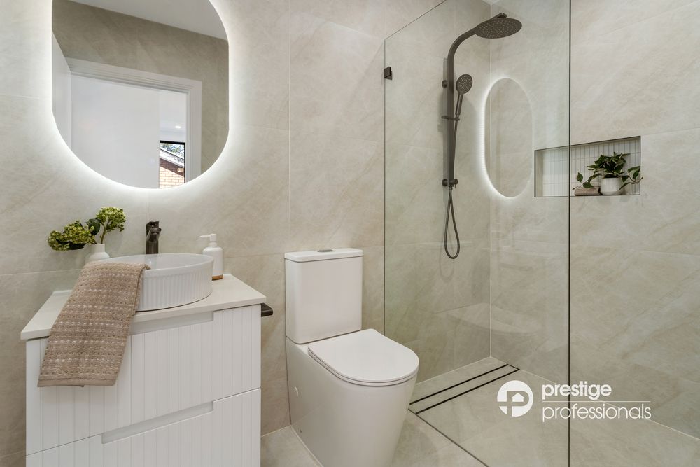 1 / 5 Elouera Crescent, Moorebank