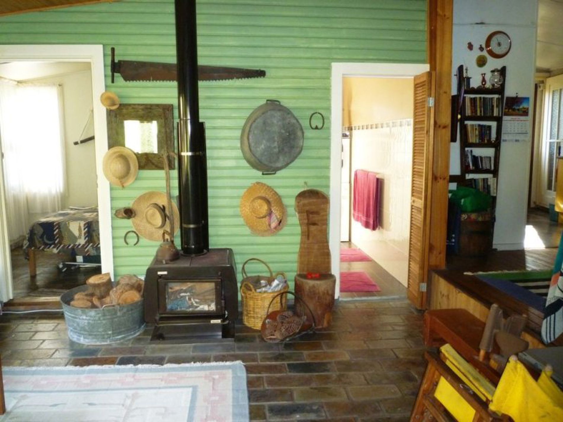 8 Beach Street, Lake Tabourie