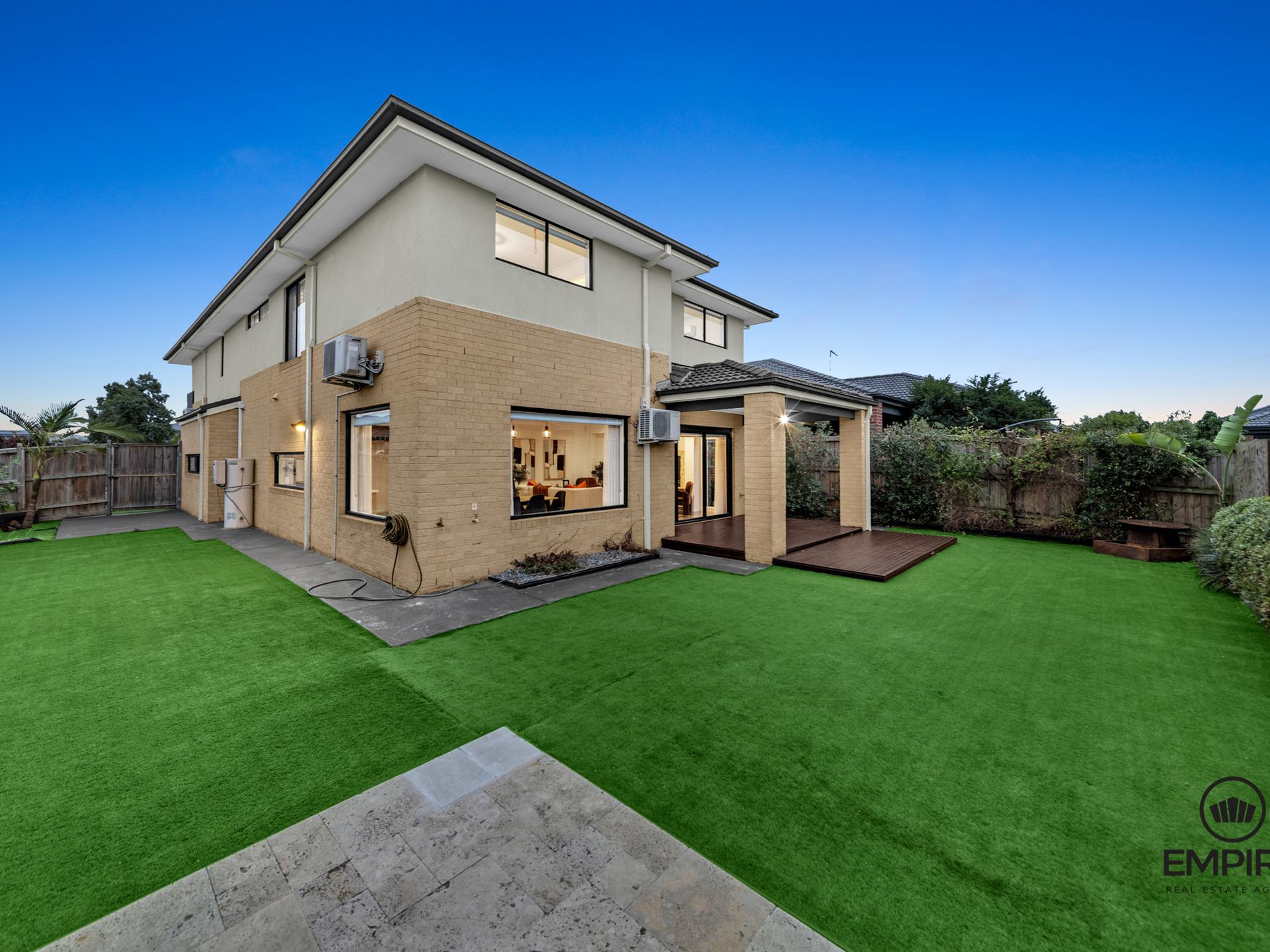 27 Strikeline Crescent, Clyde North