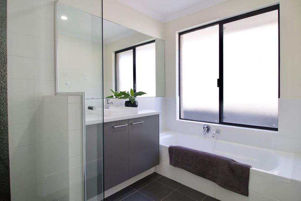 2 Whinhill Loop , Baldivis