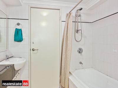 202  /  126 Mounts Bay Road, Perth