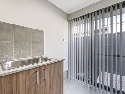 24 Longitude Road, Port Kennedy