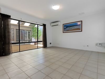 12 / 15 Creery Street, Dudley Park