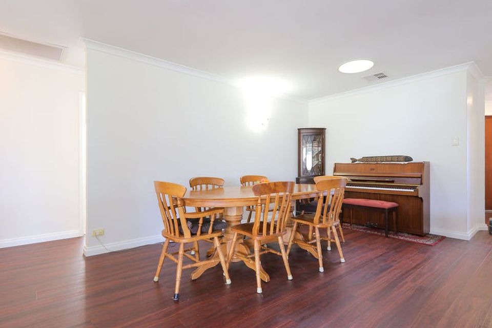 11 Cowlishaw Rise , Parmelia