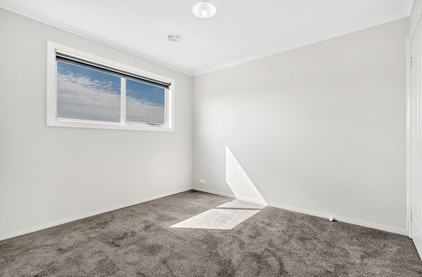 1 Meadowbank Lane, Craigieburn