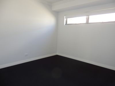 2 Tangmere Way, Balga