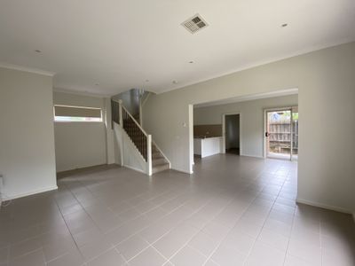 2 / 10 Margot Street, West Footscray