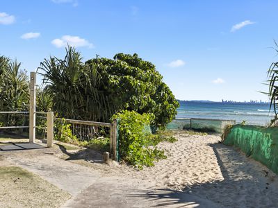 239-241 Boundary St cnr Ward St, Coolangatta
