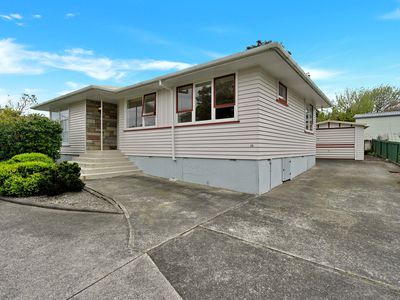 20 Thomas Avenue, Te Atatu Peninsula