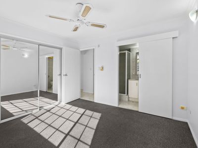 2 / 6 Shirley Street, Indooroopilly