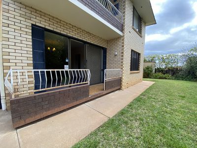2 / 7 George Street, Dubbo