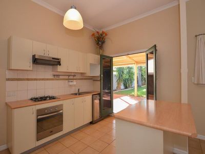 80 Bourke Street, Lamington