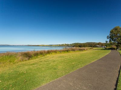 9 / 102 Kanahooka Rd, Kanahooka