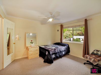 31 River Drive, Karabar