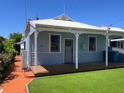 11 Addis Street, Lamington