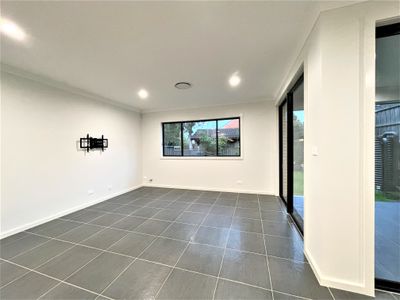 137 Pennant Parade, Epping