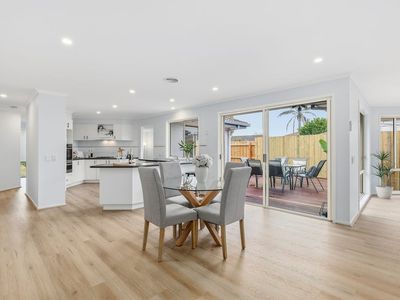 2 Tobias Ct, Carrum Downs