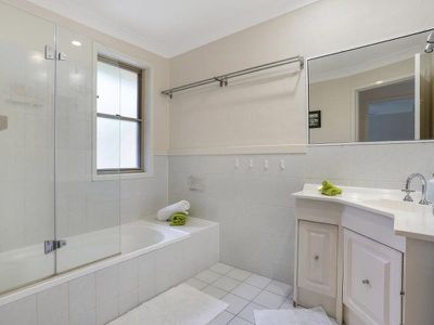 2 / 10 Bowral Street, Hawks Nest