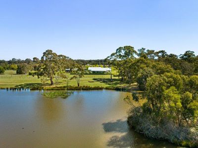 44 Manorina Way, Macedon