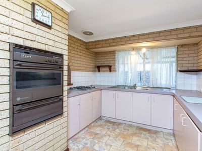 10 Edwards Place, Eaton