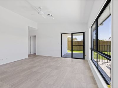 5 Shine Street, Morayfield